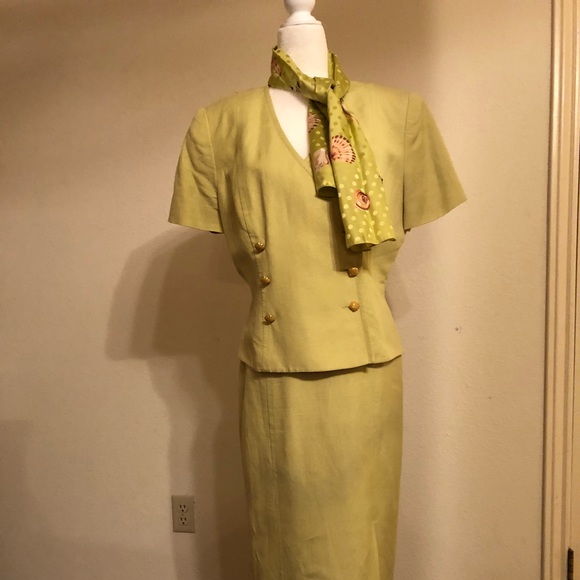 Maggy London Dresses & Skirts - Maggy London